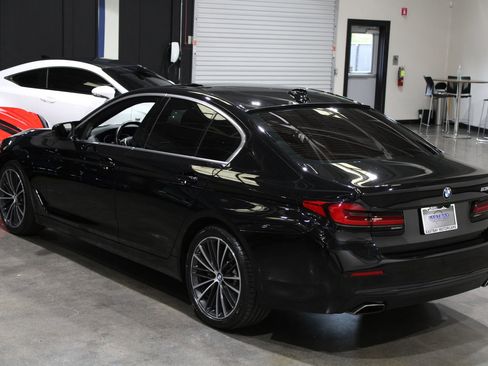 Used 2021 BMW 530i w/ Premium Package RWD image 11