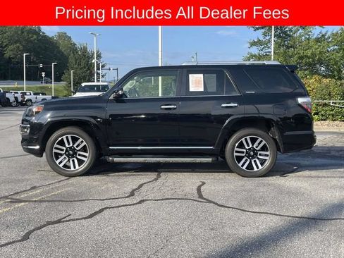 Used 2023 Toyota 4Runner Limited AWD/4WD image 2