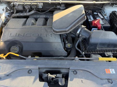 Used 2007 Lincoln MKX AWD image 13