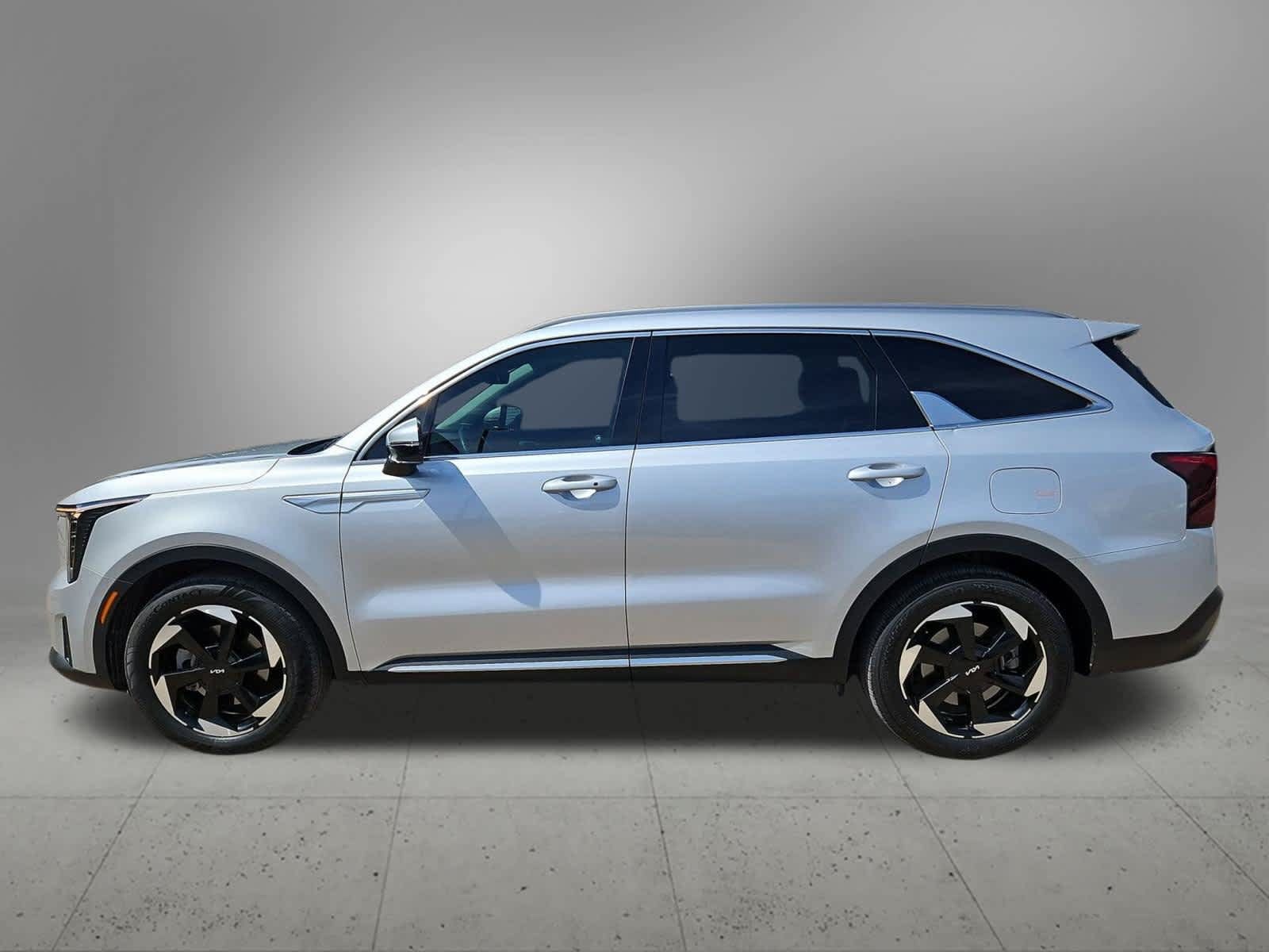 Used 2025 Kia Sorento EX AWD/4WD image 3