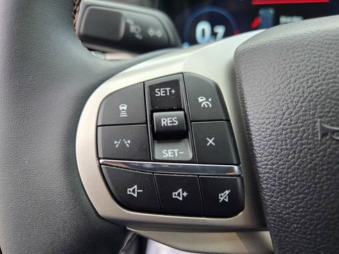 New 2026 Ford Explorer Active image 13