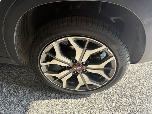 Used 2022 Kia Seltos SX w/ Sunroof Package AWD/4WD image 29