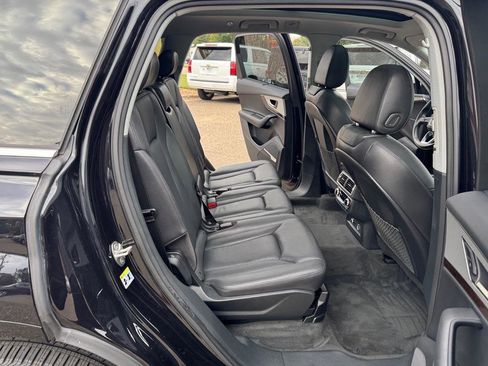Used 2019 Audi Q7 2.0T Premium Plus w/ Premium Plus Package AWD/4WD image 28