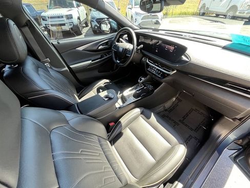 Used 2024 Buick Envista Avenir FWD image 28