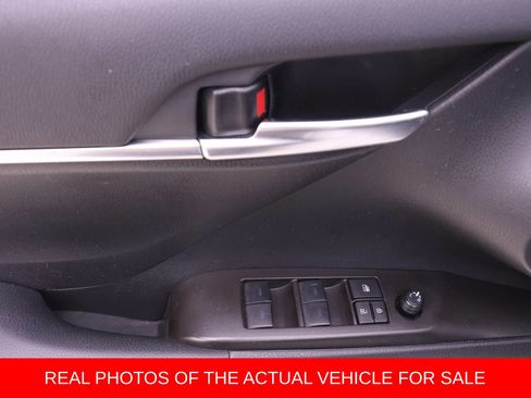 Used 2024 Toyota Camry SE FWD image 10