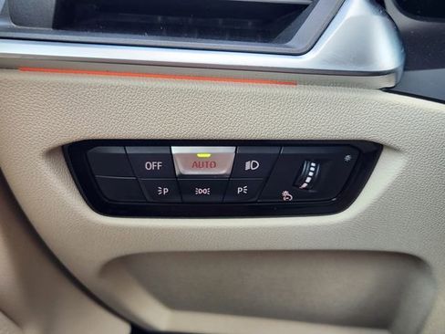 Used 2022 BMW 430i Convertible w/ Convenience Package image 23