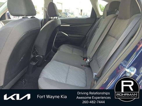 Certified 2026 Kia Seltos LX FWD image 6