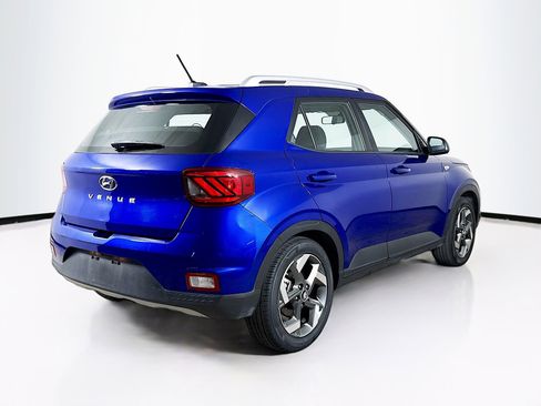 Used 2023 Hyundai Venue SEL w/ Cargo Package FWD image 31