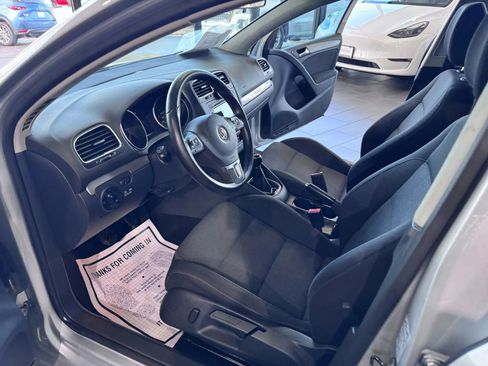 Used 2012 Volkswagen Golf TDI image 7