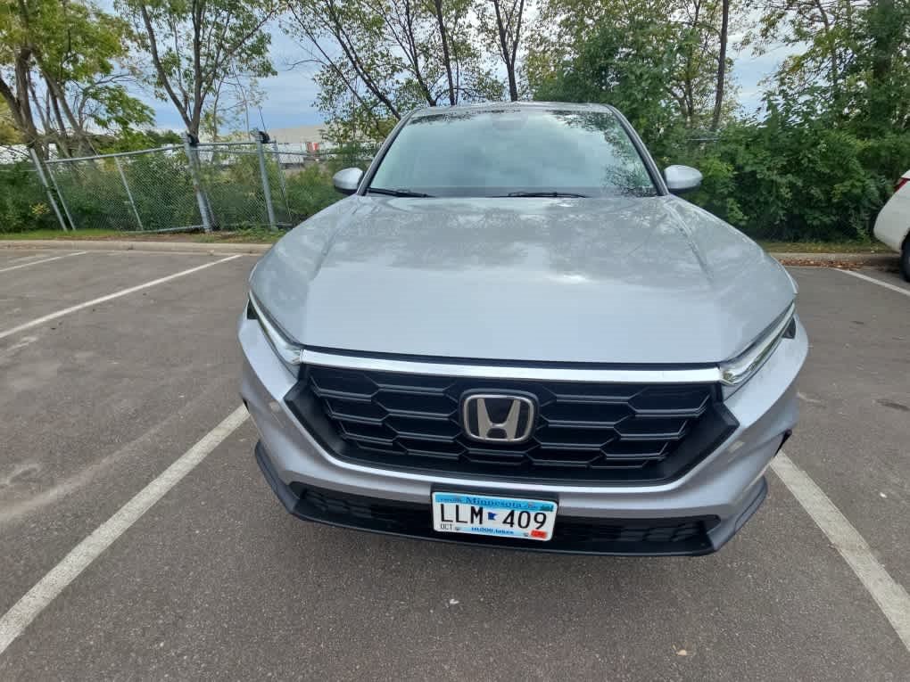 Used 2024 Honda CR-V LX image 2