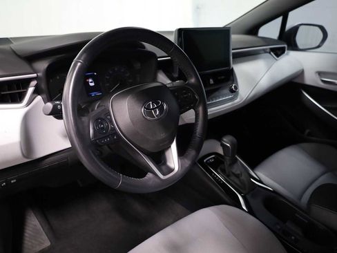 Used 2023 Toyota Corolla SE image 4