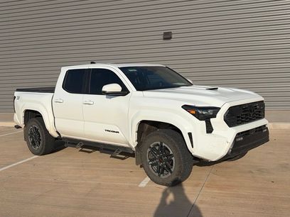 Used 2025 Toyota Tacoma TRD Sport w/ TRD Sport Premium Package