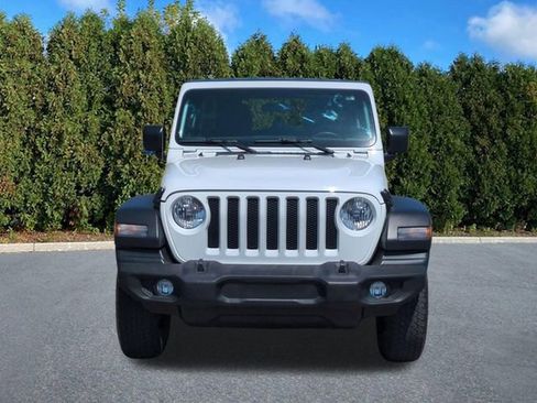 Used 2018 Jeep Wrangler Unlimited Sport S AWD/4WD image 2