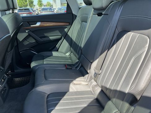 Used 2023 Audi Q5 2.0T Premium w/ Convenience Package AWD/4WD image 33
