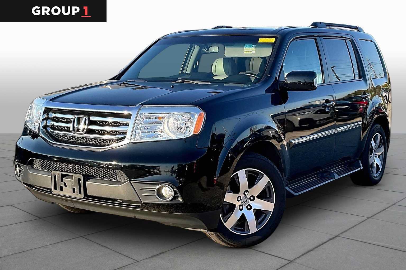 Used 2012 Honda Pilot Touring image 1