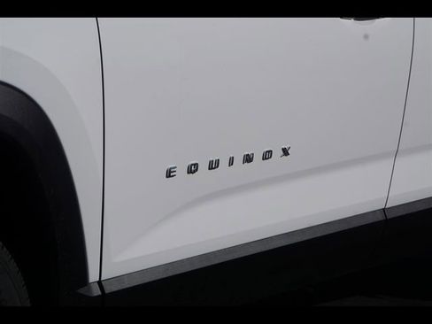 New 2026 Chevrolet Equinox LT FWD image 21