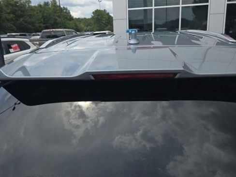 Used 2021 Toyota Highlander XLE FWD image 11