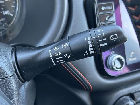 Used 2023 Nissan Kicks SR w/ SR Premium Package FWD image 19