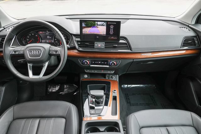 Certified 2023 Audi Q5 2.0T Premium w/ Convenience Package AWD/4WD image 7
