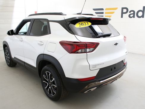 Used 2023 Chevrolet TrailBlazer ACTIV w/ Sun and Liftgate Package image 7