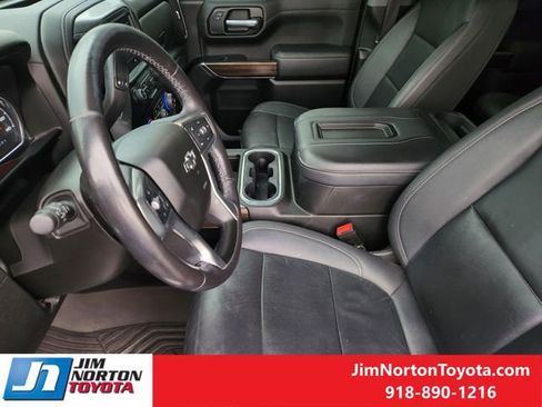 Used 2021 Chevrolet Silverado 1500 LT Trail Boss w/ Convenience Package II AWD/4WD image 15