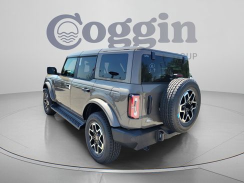 New 2026 Ford Bronco Outer Banks AWD/4WD image 2