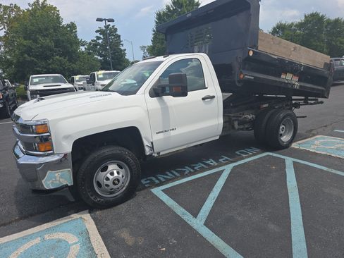 Used 2019 Chevrolet Silverado 3500 W/T w/ WT Convenience Package AWD/4WD image 7