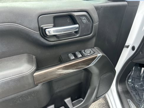 Certified 2022 Chevrolet Silverado 1500 LT AWD/4WD image 7