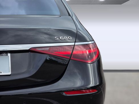 New 2026 Mercedes-Benz Maybach S 680 4MATIC image 12