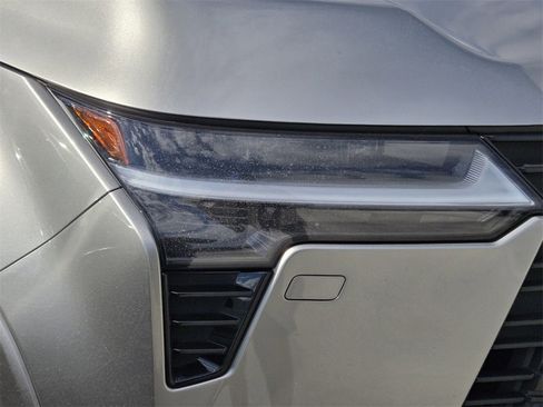 Used 2024 Lexus GX 550 image 9