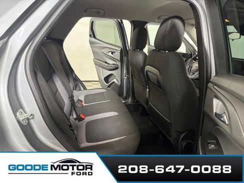 Used 2025 Chevrolet TrailBlazer LT AWD/4WD image 22