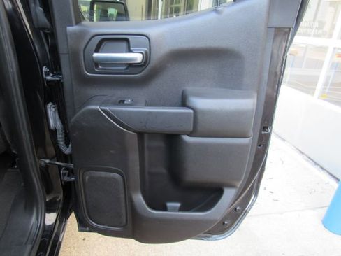 Used 2020 Chevrolet Silverado 1500 LT w/ Trailering Package image 22