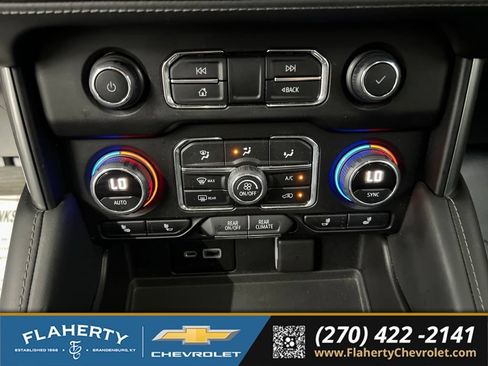 Used 2022 Chevrolet Tahoe Z71 AWD/4WD image 30