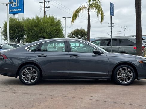 Certified 2023 Honda Accord EX image 7