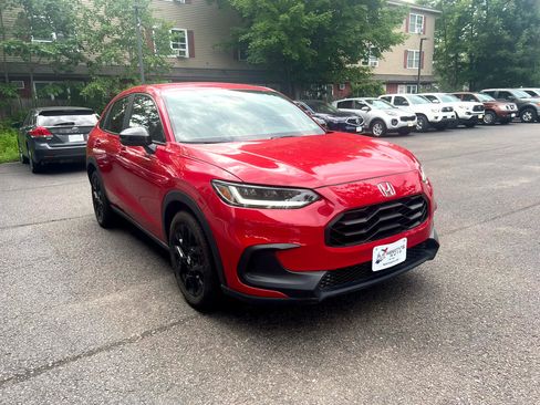 Used 2023 Honda HR-V Sport image 7