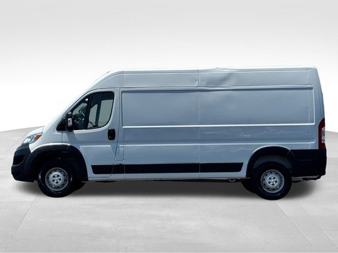 Used 2023 RAM ProMaster 2500 FWD image 4