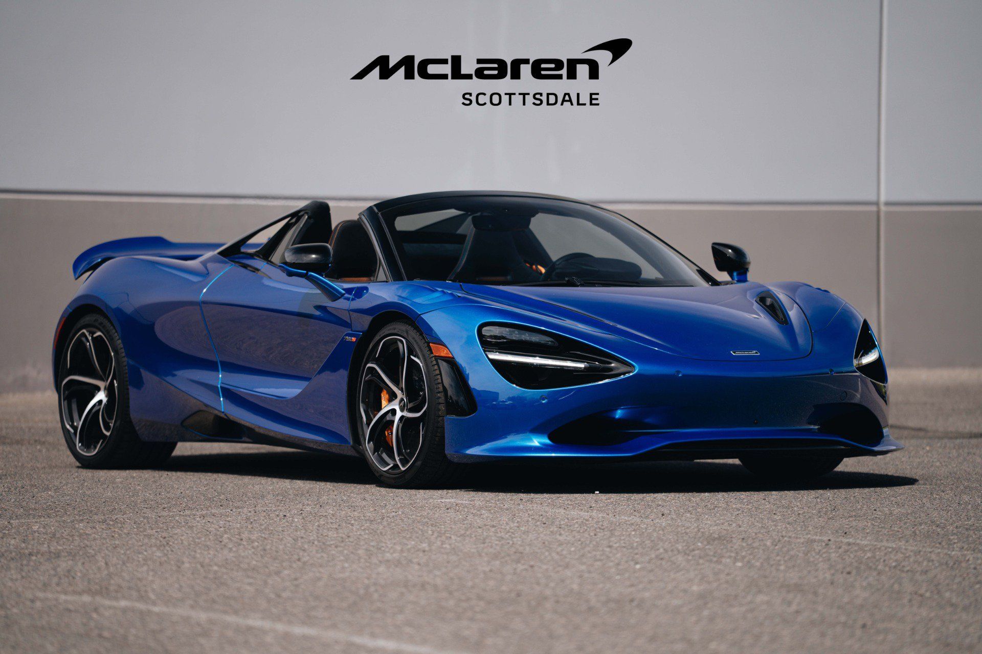 Used 2024 McLaren 750S Spider RWD image 13