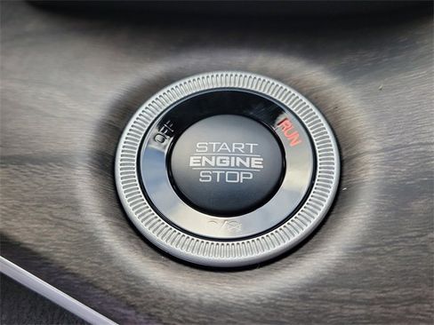 New 2025 Jeep Grand Cherokee L Limited image 29