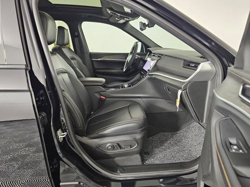 New 2026 Jeep Grand Cherokee Limited AWD/4WD image 39