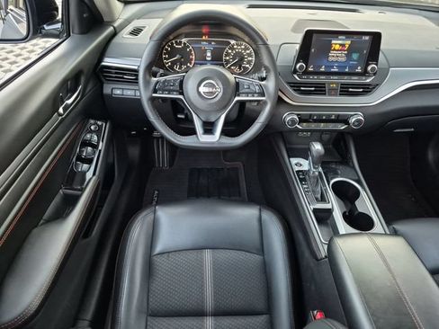 Used 2023 Nissan Altima 2.5 SR FWD image 31
