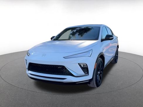 Used 2025 Buick Envista Sport Touring image 7