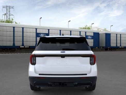 New 2026 Ford Explorer ST-Line w/ Premium Package RWD image 33