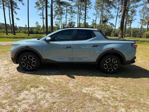 Used 2022 Hyundai Santa Cruz SEL w/ Activity Package FWD image 2