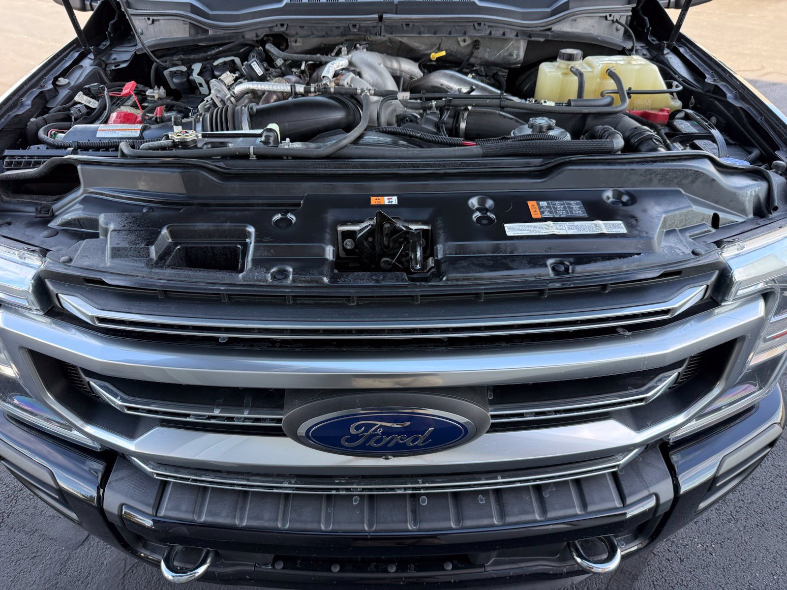 Used 2020 Ford F350 Platinum w/ FX4 Off-Road Package AWD/4WD image 43
