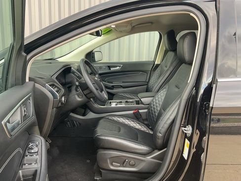 Used 2024 Ford Edge Titanium w/ Equipment Group 301A image 8