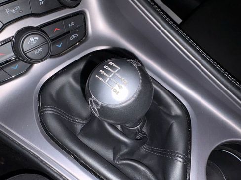 Used 2023 Dodge Challenger R/T w/ Blacktop Package image 28