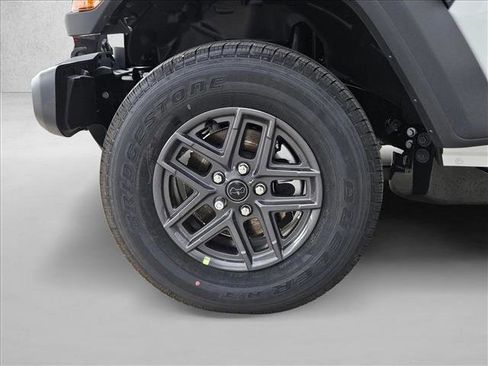 New 2026 Jeep Gladiator Sport AWD/4WD image 10