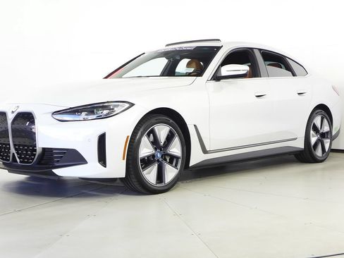 Used 2023 BMW i4 eDrive35 w/ Premium Package RWD image 2