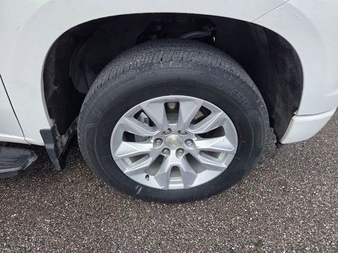 Used 2023 Chevrolet Silverado 1500 Custom RWD image 4
