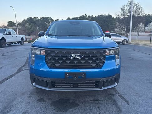 Used 2025 Ford Maverick XLT w/ XLT Luxury Package AWD/4WD image 2